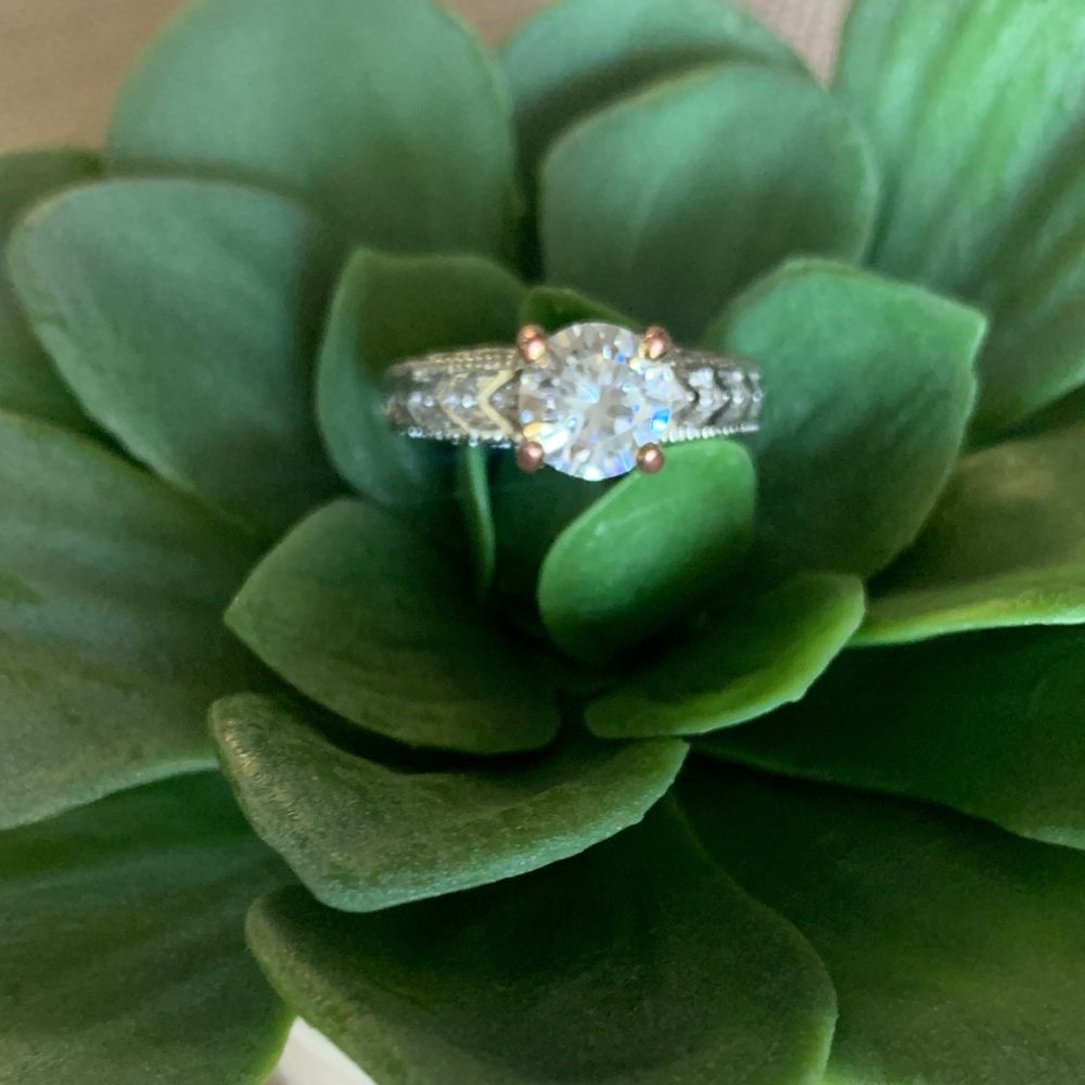 Antique style simulated diamond ring
